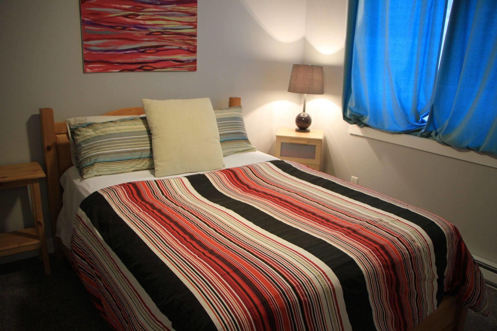 Stoneshire Guesthouse 클리어워터비치 외부 사진