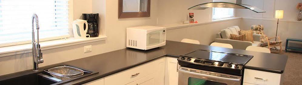 Stoneshire Guesthouse 클리어워터비치 외부 사진